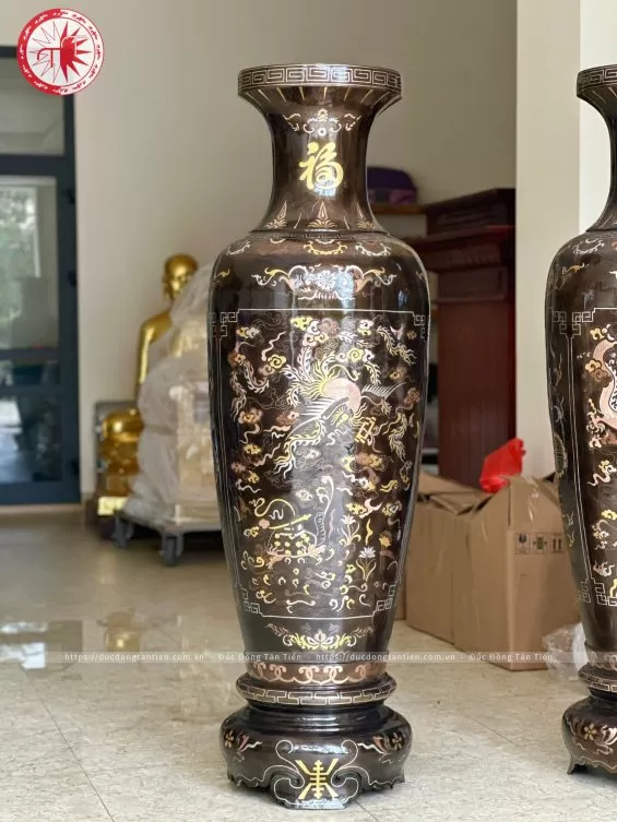 Đ&ocirc;i Lọ Lộc B&igrave;nh Khảm Tam Kh&iacute; D&aacute;t Điểm V&agrave;ng &ndash; T&aacute;c Phẩm Sang Trọng Cho Kh&ocirc;ng Gian Thờ Tự