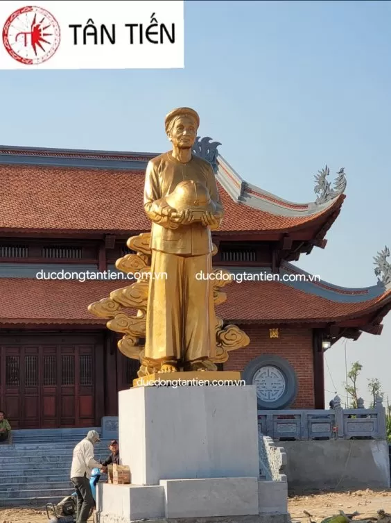 Đ&uacute;c đồng Tượng Mẹ Việt Nam Anh H&ugrave;ng