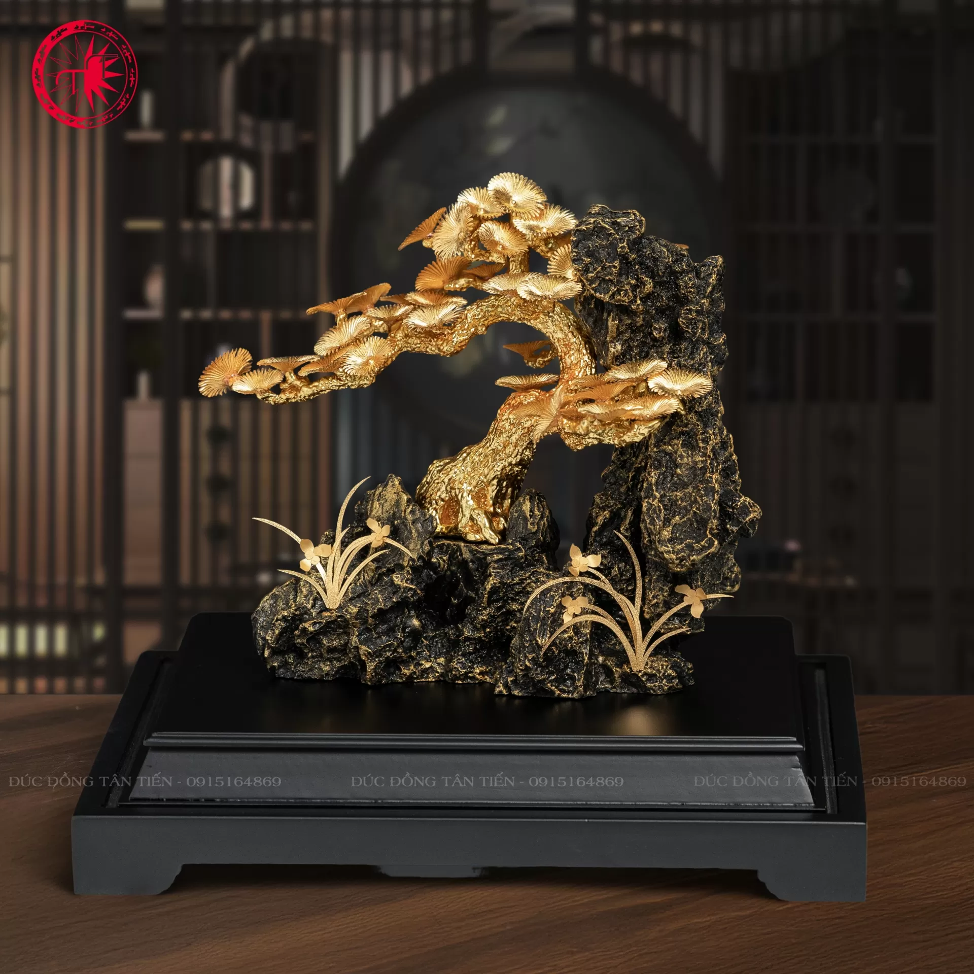 Cây Tùng La Hán Dát Vàng 24K – Quà Tặng Cao Cấp Sang Trọng Cho Sếp, Đối Tác Và Doanh Nghiệp