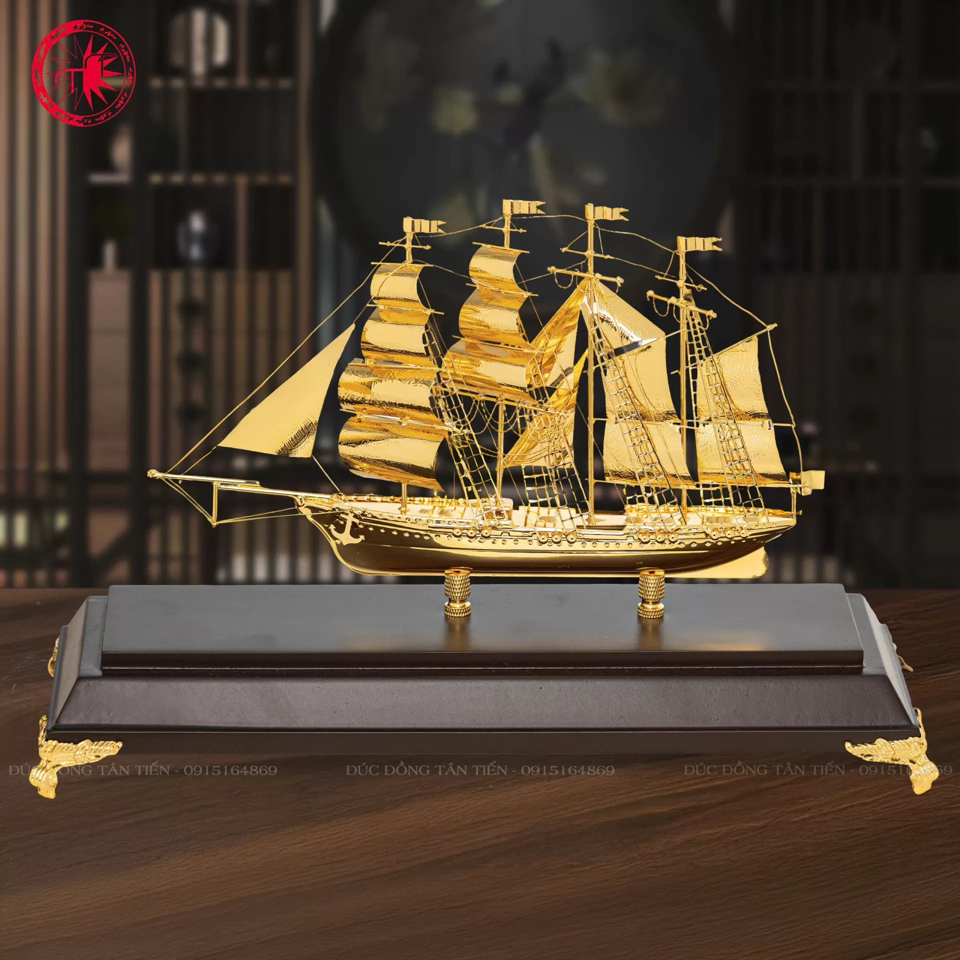 Thuyền Buồm Mạ Vàng 24K Cỡ Trung – Quà Tặng Phong Thủy Cao Cấp