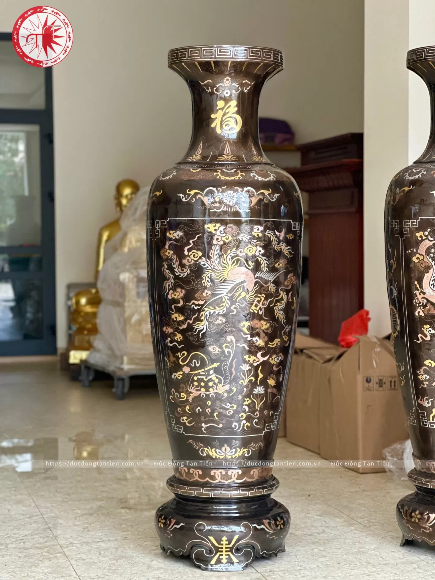 Đôi Lọ Lộc Bình Khảm Tam Khí Dát Điểm Vàng