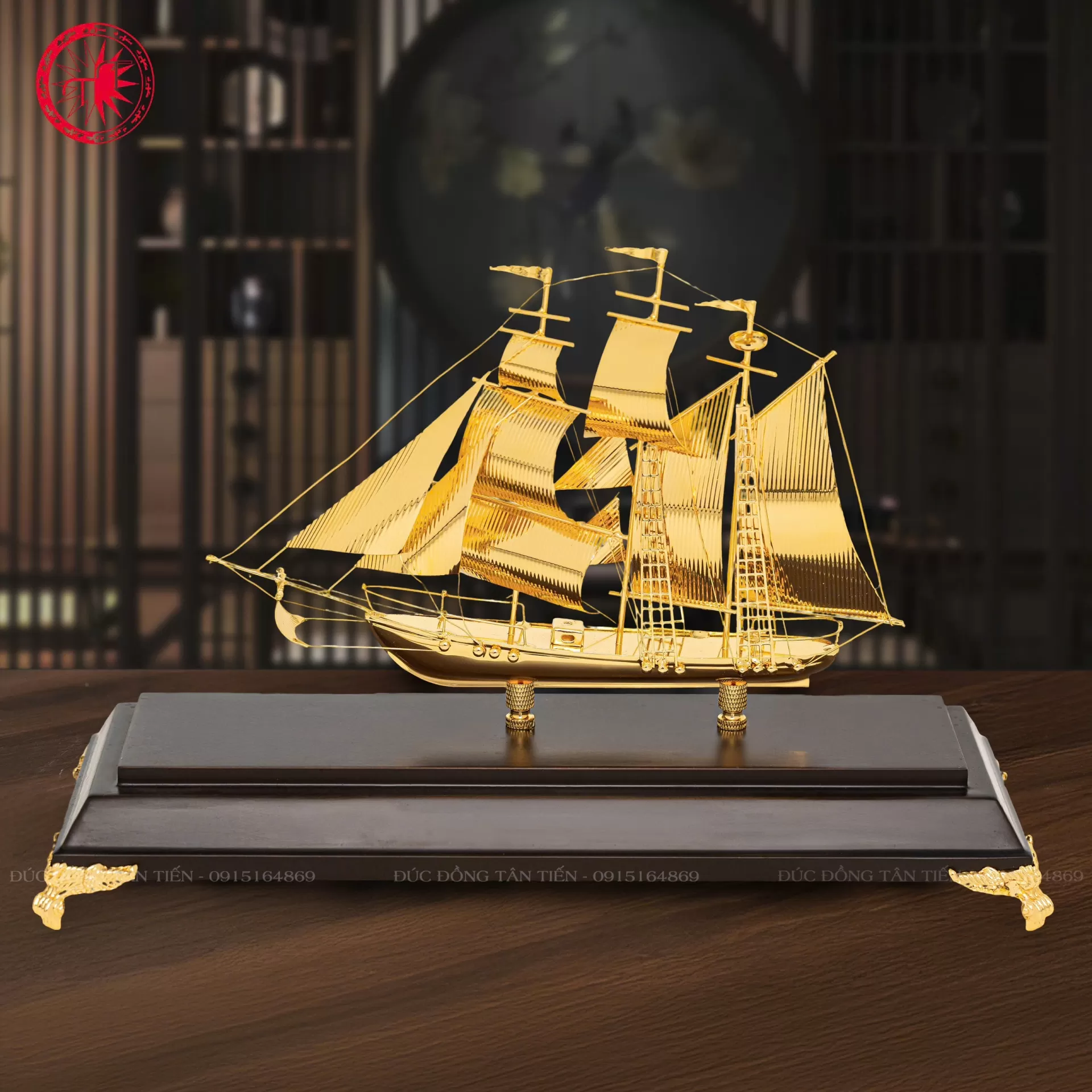 Thuyền Buồm Mạ Vàng 24k Cỡ Trung - Quà Tặng Sếp & Đối Tác - Mẫu 1